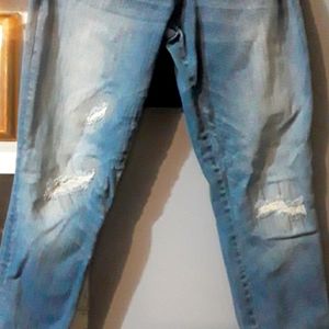 Size Medium maternity jeans
